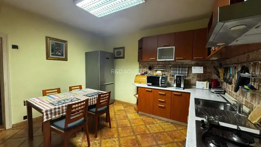 Casa Parcul Carol 570 MP Garaj Metrou Unirii Sau Tineretului 10 Min - 2