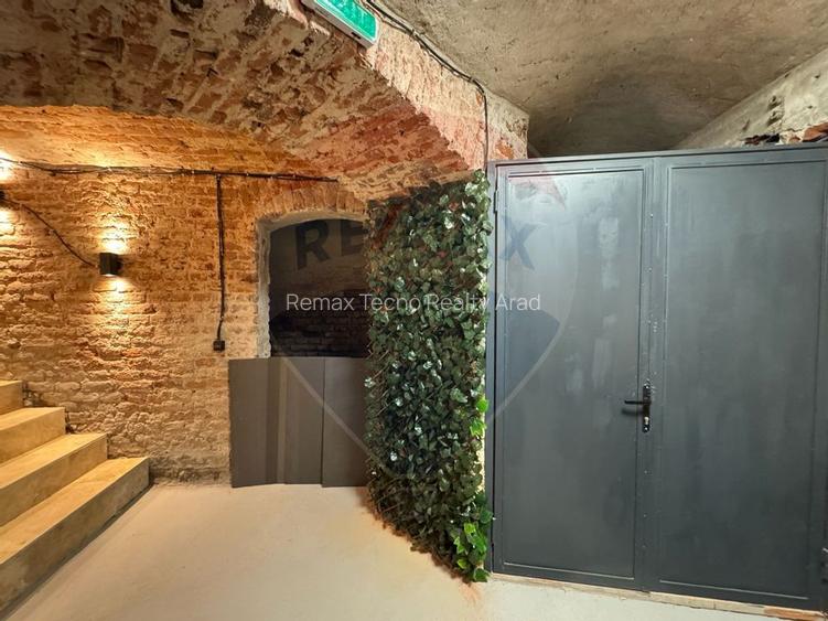 Spațiu de vanzare S.C.229 mp -zona centrala - 2