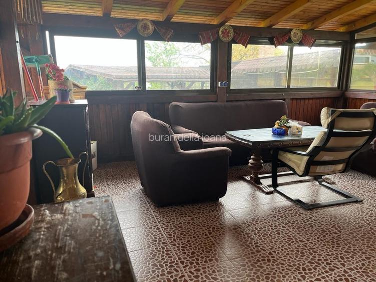 Vila de vanzare, la intrare in Paclisa - 12