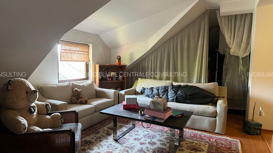 Vila lângă Școala Americană - 16