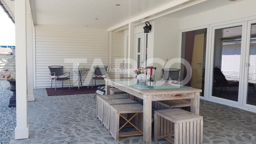 Casa 7 camere 6 bai terase teren 1180mp aproape de Castel si Poveste - 5