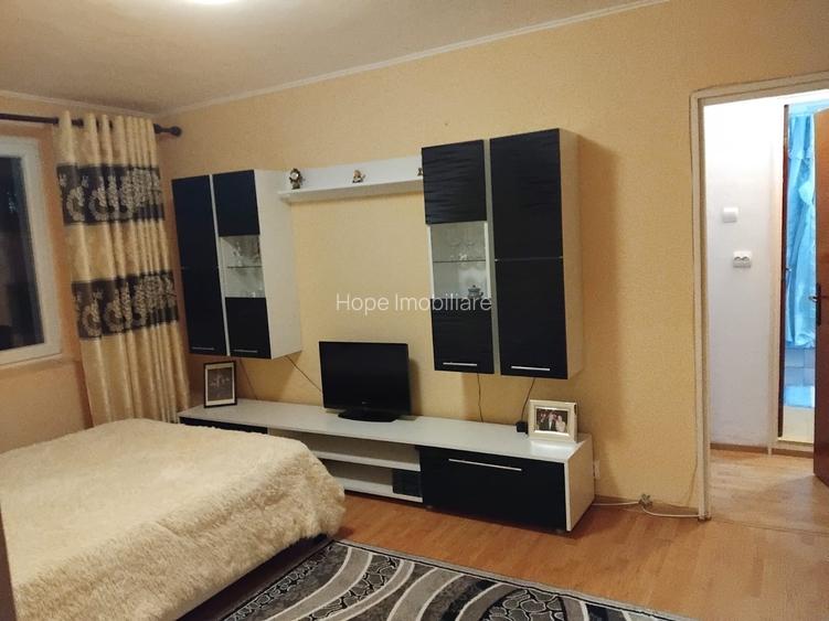 Basarabia - Costin Georgian - Apartament 3 camere - 2