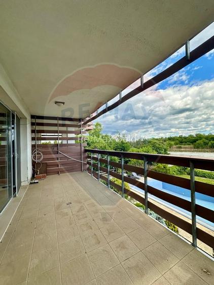 De vanzare apart. 3 cam,  vedere la lac,  în Tancabesti, comision 0% - 4