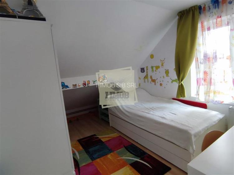 Casa individuala 5 camere terasa acoperita 3 bai si 458 mp teren in Cristian - 17