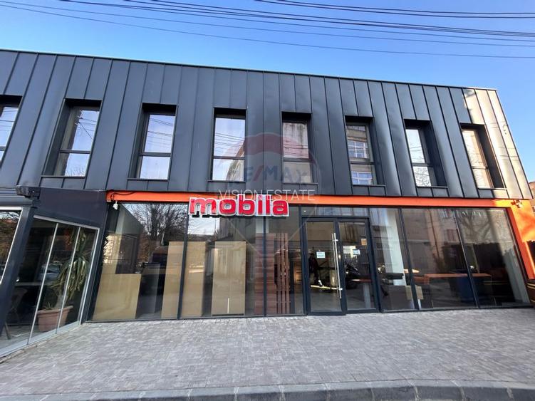 Spatiu comercial de 222 mp de inchiriat in Bals - 2