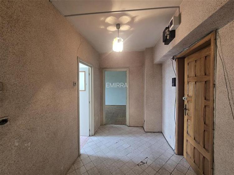 Investitie Ideala in Centrul Bacaului Apartament 2 Camere Decomandate - 8