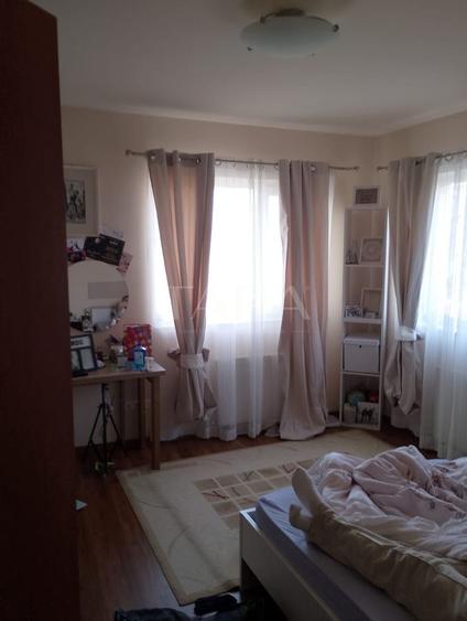 Apartament la casa, curte interioară,  foișor cu grill. - 3