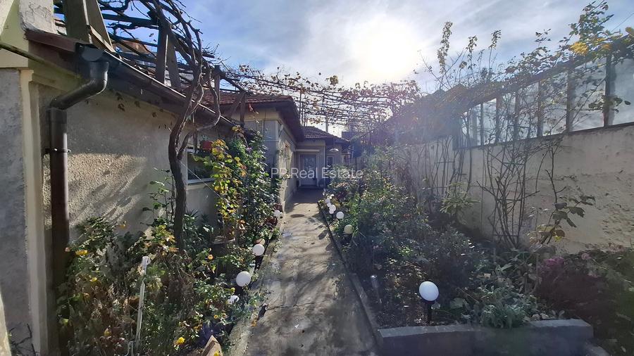 Casa 3 camere - constructie mixta + teren 200 mp (deschidere 8 ml ) - 4