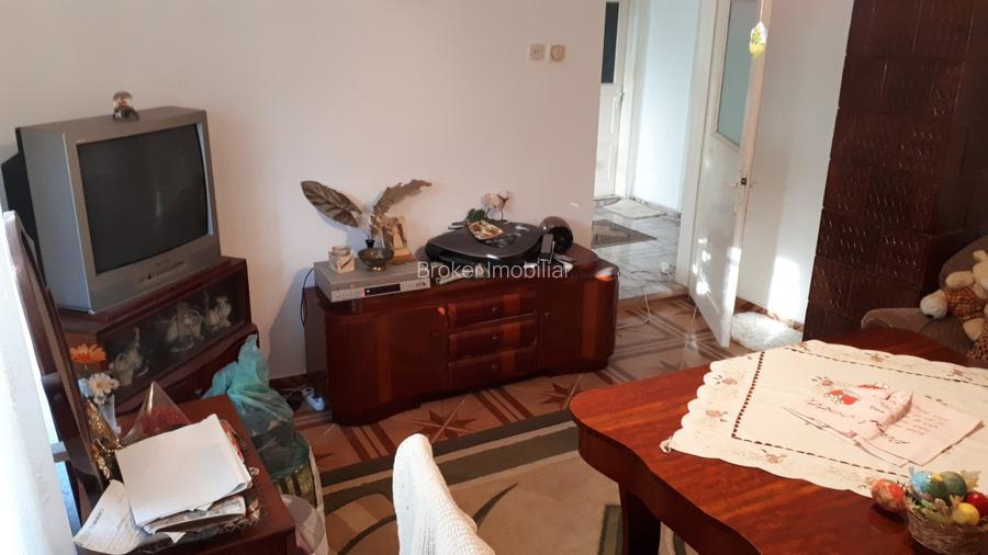 Casa batraneasca, zona Cet, 3 camere , 431 mp teren - 15