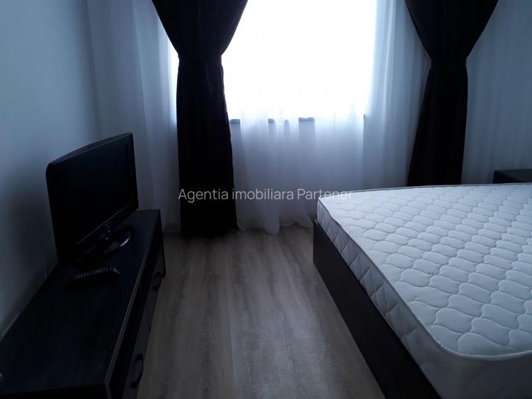 Apartament 3 camere, Centru, bloc nou, etaj 1, mobilat, garaj - 8