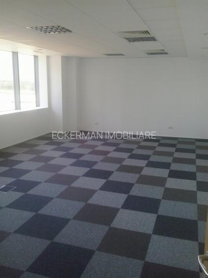 Pipera-Porche, spatiu birouri de inchiriat, 28 mp, an 2015 - 2