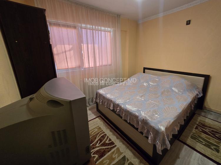 VANZARE APARTAMENT 4 CAMERE zona REUBLICII-NORD - 10