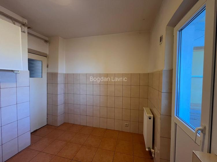 APARTAMENT 3 CAMERE, BLOC IZOLAT TERMIC, CENTRALA PROPRIE, 2 BAI - 7