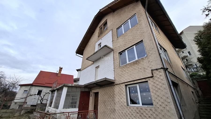 VANZARE  VILA - 3 APARTAMENTE DRUMUL POIENII  LIVADA POSTEI - Proprietate unica - 5