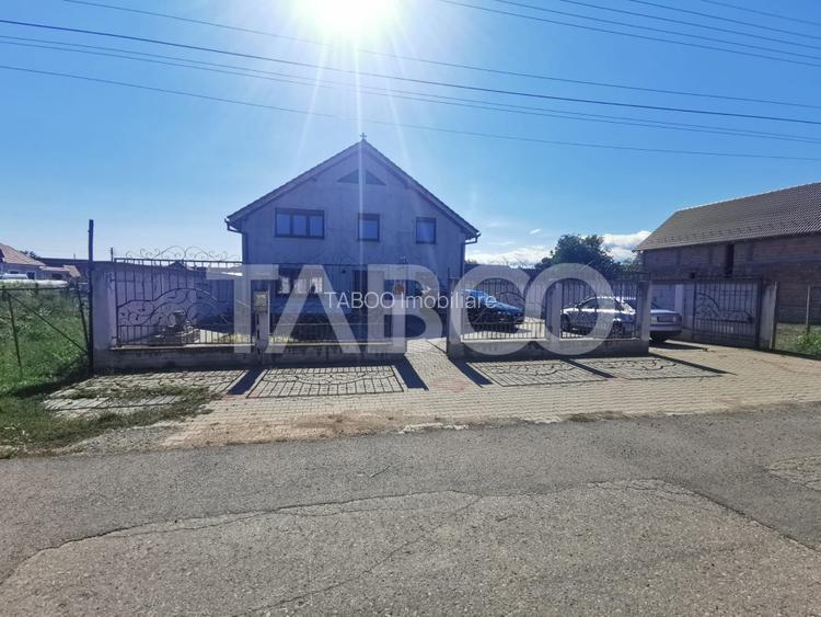 Casa individuala cu 5 camere in localitatea Miercurea Sibiului - 2