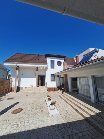 Vilă in Băile 1 Mai - 10