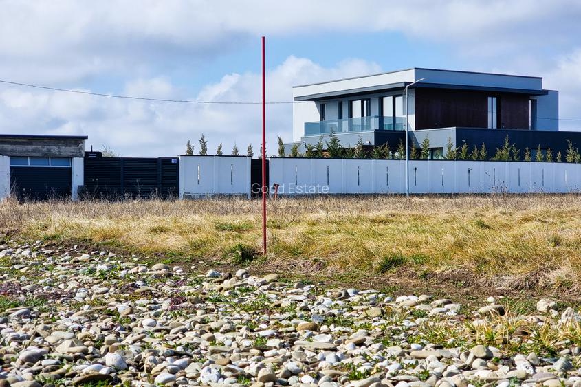 TEREN 762mp zona privata exclusivista Izvorani Delta Snagov la 100m lac - 4