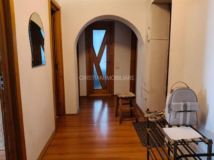 IMENS 3 cam 103MP decomandat bloc cu lift Buzaului - 6