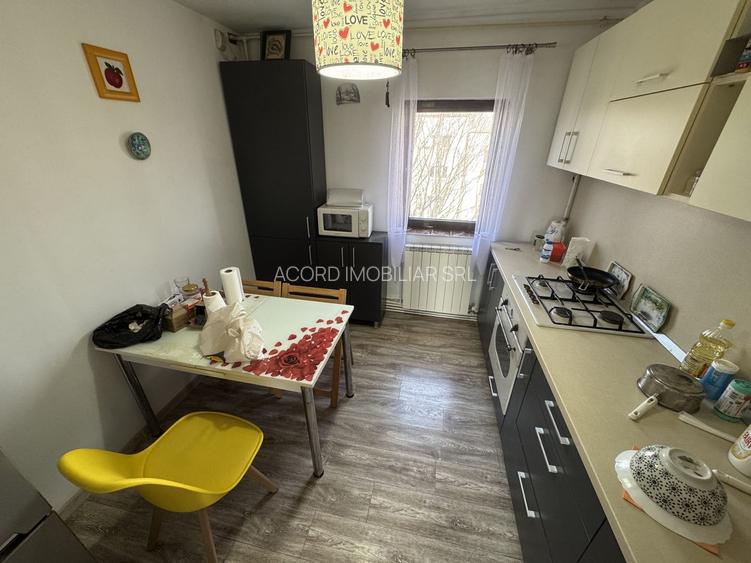 Apartament 3 camere zona Inel 1 - 7