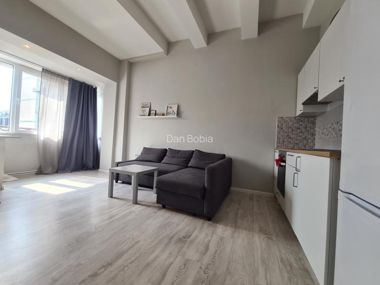 Garsoniera centrala proprie 5 min  m Universitatii - 10