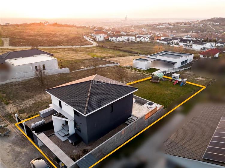 Casa premium de vanzare – Oradea, Strada Colinelor | 300 mp utili | 5 camere | t - 3