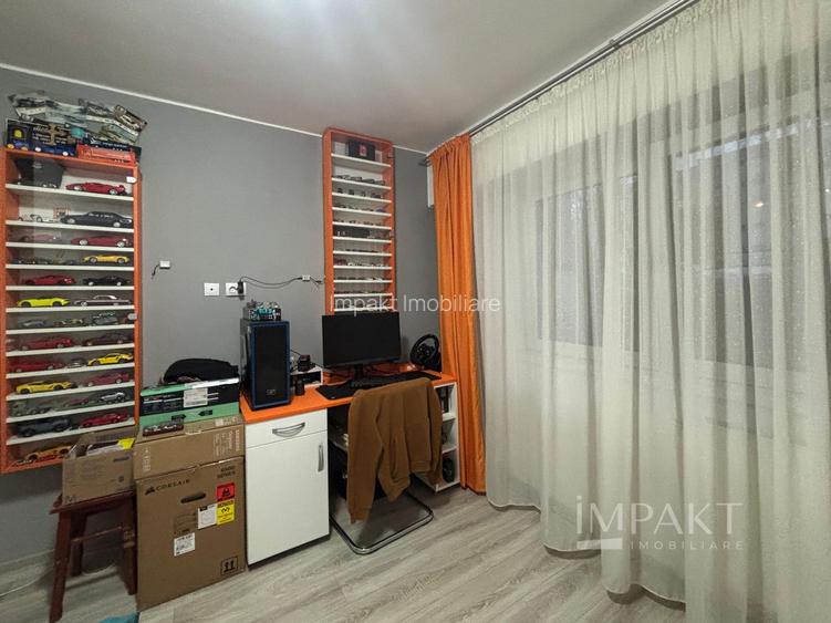 Spațiu cât o casă - 110mp - Apartament cu 4 dormitoare - 12