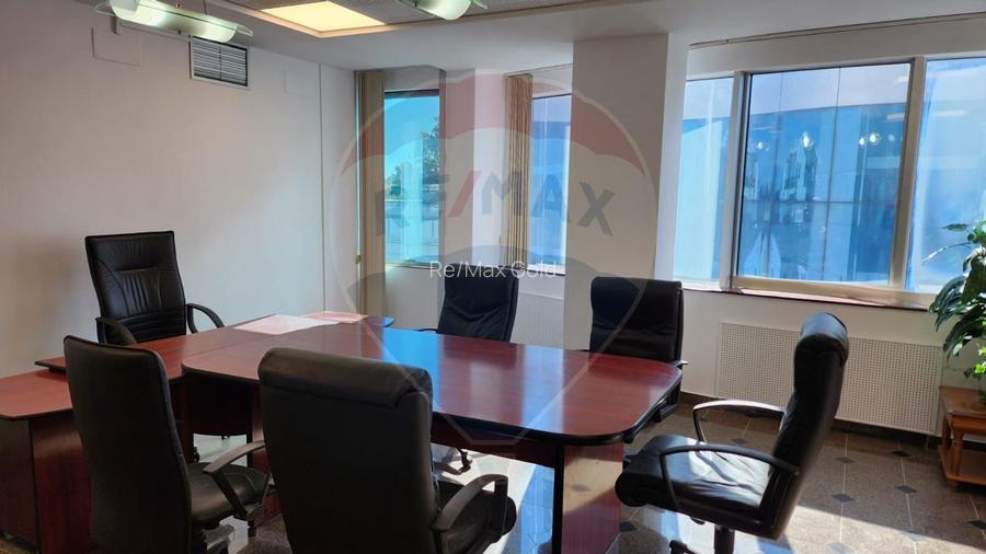 Spațiu de birouri de 1,054mp de închiriat în zona Bucureștii Noi - 8