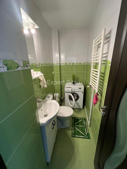 INCHIRIEZ apartament 3 camere , renovat,zona Turnisor - 14