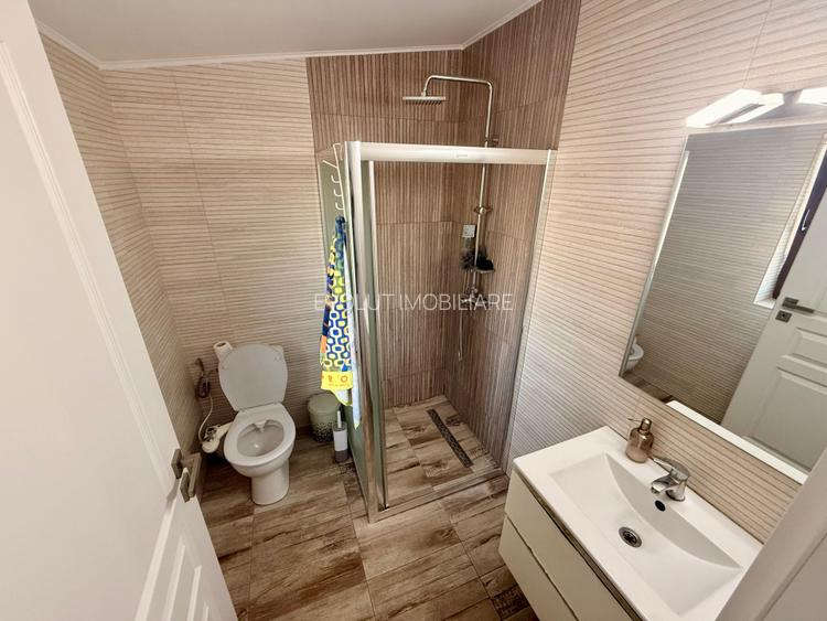 Casa moderna cu 4 camere, garaj 3 masini, curte amenajata – Valu lui Traian - 48