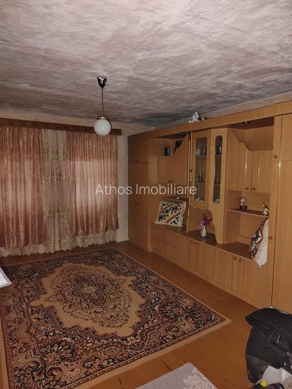 De vanzare Casa cu 3 camere si 2 parcele de teren comasate in Crai Nou - 7