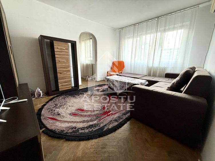 Apartament cu 3 camere, etajul 2, zona Girocului - 3