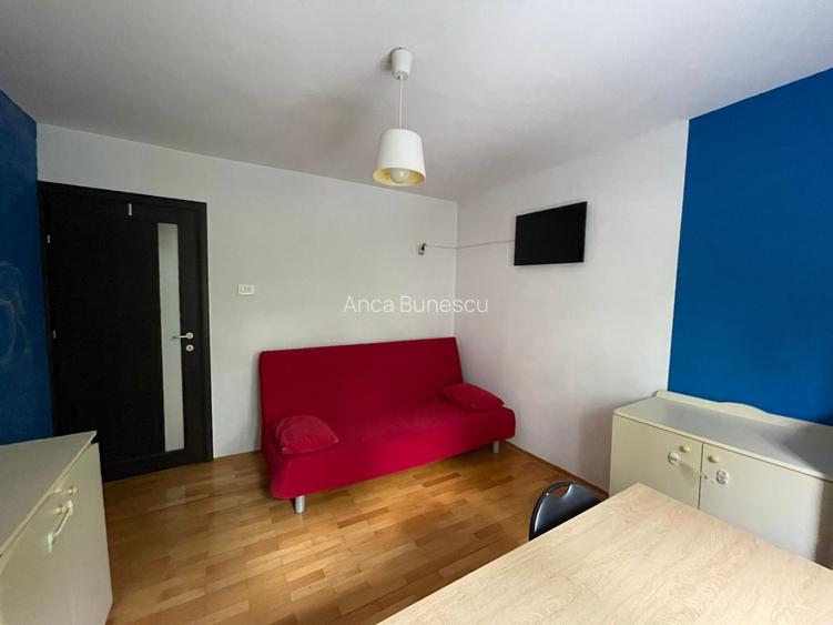 Apartament cu 3 camere de închiriat - 3