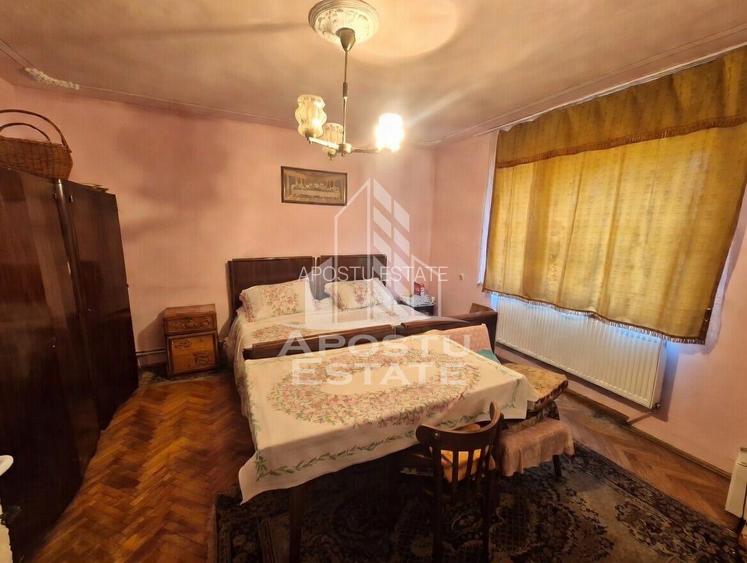 Casă individuală cu etaj, teren 3000 mp, grădină și solar – Satchinez - 10