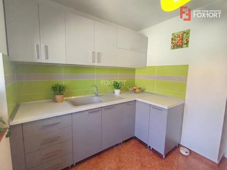 Apartament cu 3 camere de vanzare in zona Soarelui - 12