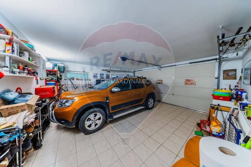 Vilă cu 4 camere de vânzare 921 mp zona Subcetate,Arad - 28