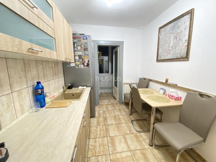 Apartament 3 Camere, Decomandat, Etaj 3, Garaj, Aradului, Comision 0% - 4