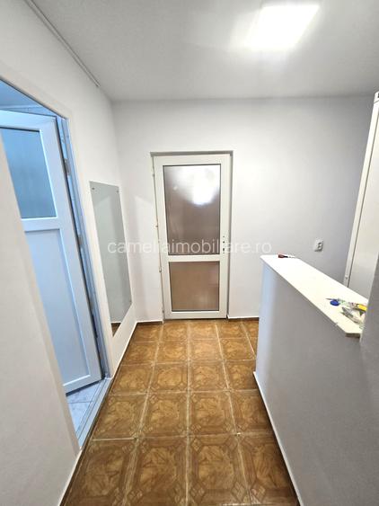 Garsoniera, renovata, confort 1, Virtutii, metrou Lujerului, tramvai 41 Orsova - 19