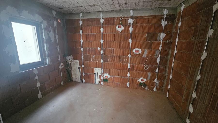 Casă P + 1, central, vis-a-vis de Stadionul Municipal - 5