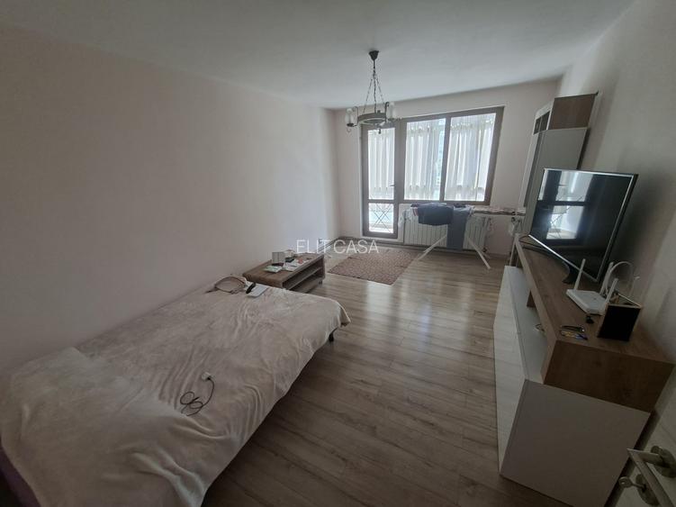 Apartament cu 3 camere decomandat, etaj 4/10, zona Alexandru cel Bun - 3