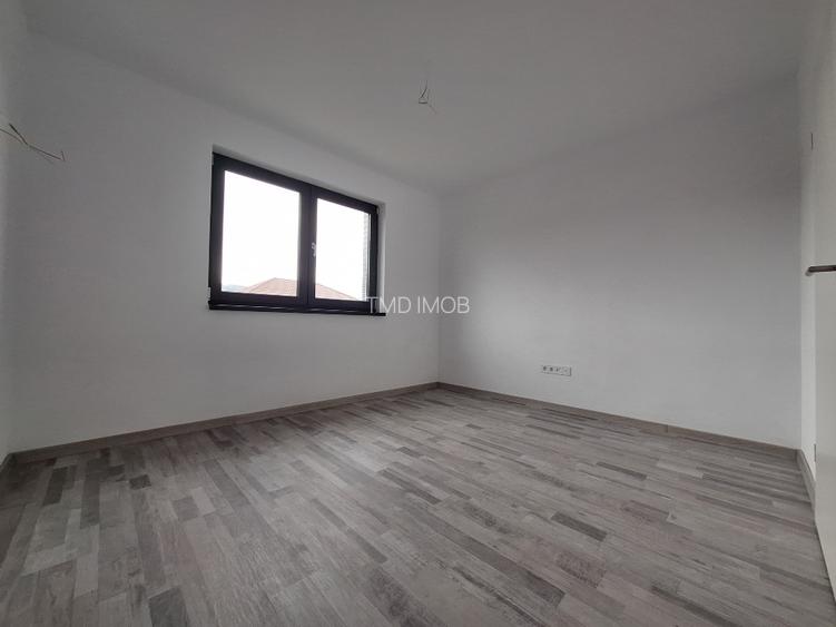 Casa noua, incalzire in pardoseala, 2 locuri de parcare, Se accepta credit - 11