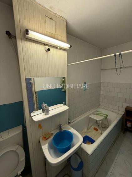 4 camere - Gara- Centru- etaj 1- liber- 170000 euro - 3