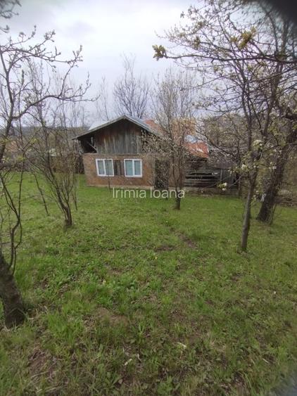 Casa cu teren de vanzare . - 12