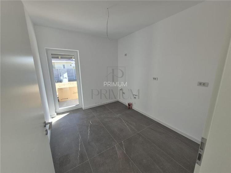 Duplex pe parter - zona buna - posibilitate alegere finisaje - bucatarie inchisa - 7