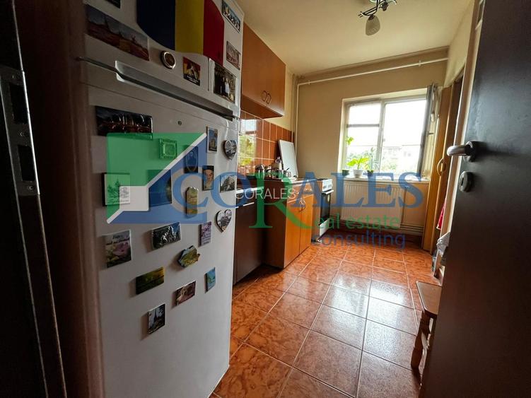Aradului. 3 camere. Etaj intermediar. centrala proprie! - 12