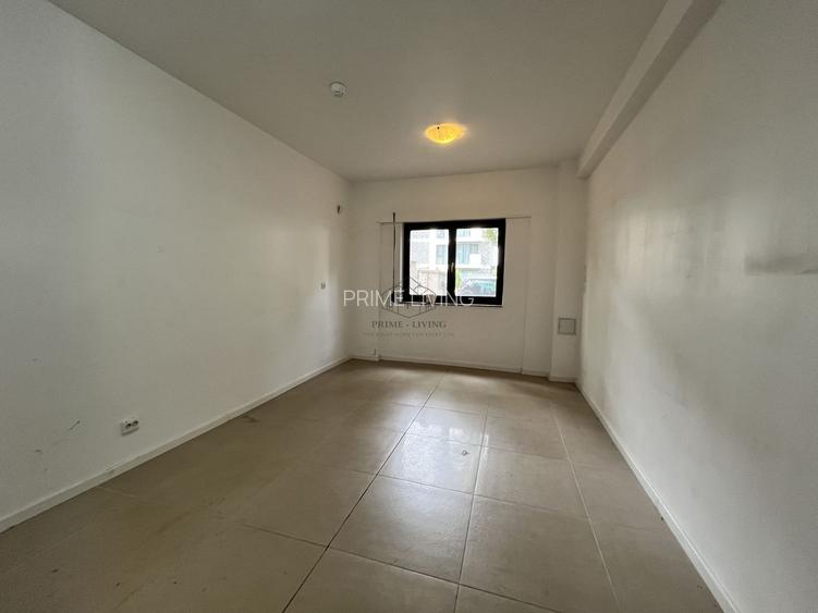 VILA CU 5 CAMERE LA INCHIRIERE PE MALUL LACULUI STRAULESTI - 3