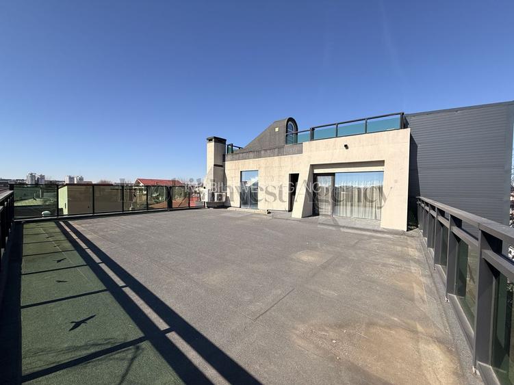 Vilă P+1+M cu lift, 262 mp utili, 2 terase panoramice, teren 348 mp - 49