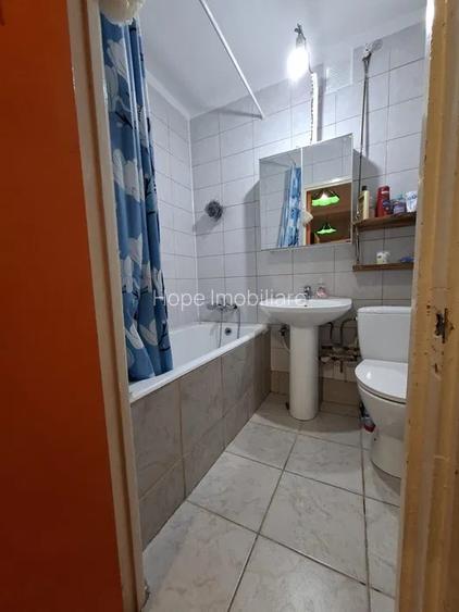 Giurgiului-strada Tatulesti-apartament 2 camere - 4