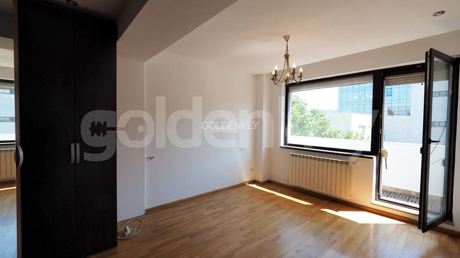 Apartament insorit cu 4 camere | garaj si boxa - 6