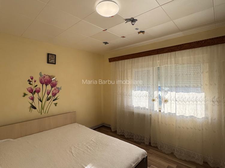 2 cam, 58 mp, etaj 3, zona Zahana - str. Toamnei - 3