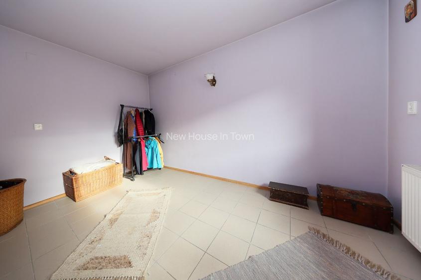 Casa de vanzare Rasnov + Spatiu Comercial | Teren 1062mp - 33